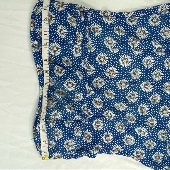 Arizona blue daisy print strapless tankini with side tie bottoms, M - Picture 8 of 15